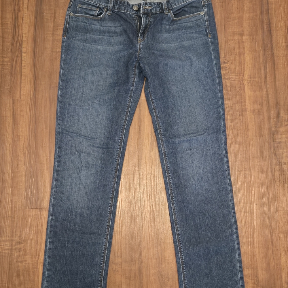 LOFT modern straight  jeans for women